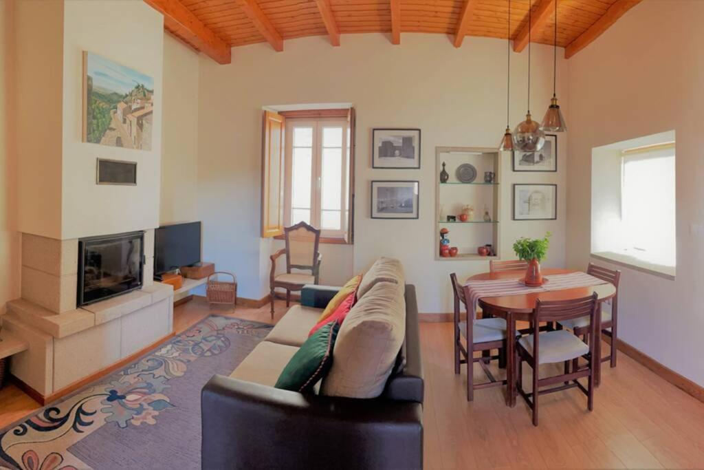 Вілла Casa De Sampaio - Castelo Mendo Екстер'єр фото